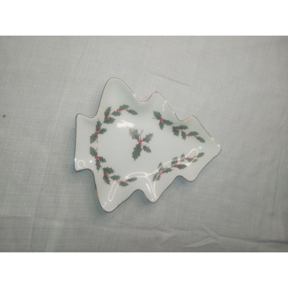 Lefton China 1985 Holly with‎ Berries Christmas Tree Trinket Dish